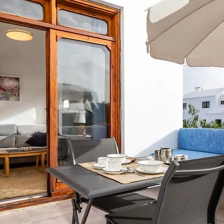 Manrique'S Holidays Costa Teguise Exterior photo